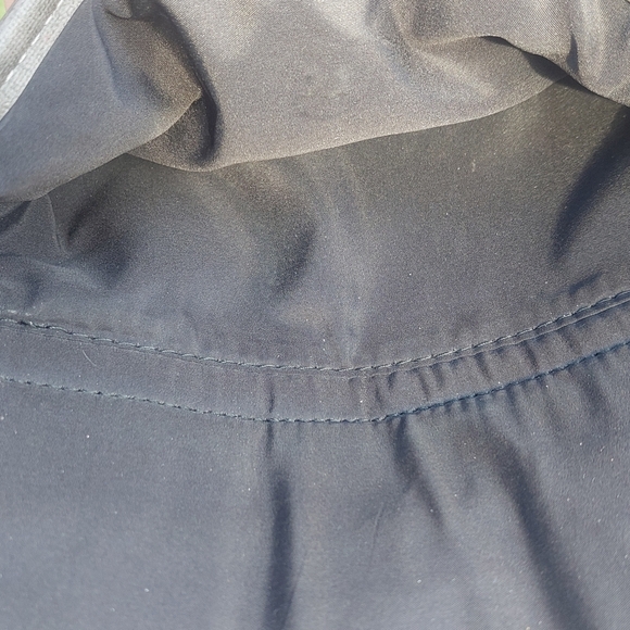 MultiSac Crossbody - Picture 9 of 15